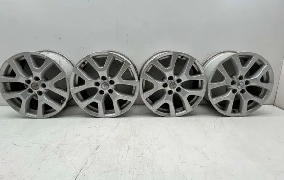 Nissan X-Trail T31 R18 alloy rim 