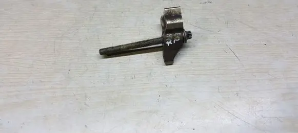 BMW 1 E82 E88 Fuel Injector clamp holder