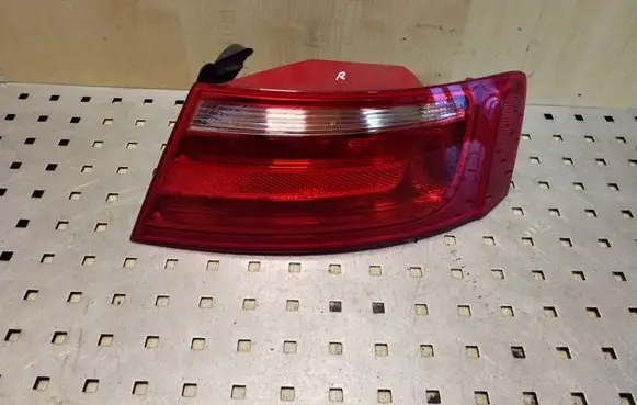 Audi A5 8T 8F Rear/tail lights 8T0945096