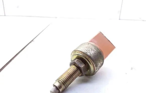 Clutch pedal sensor