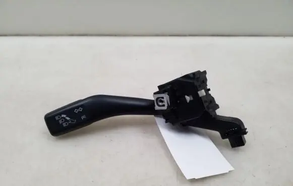 Volkswagen Tiguan Indicator stalk 1K0953513E