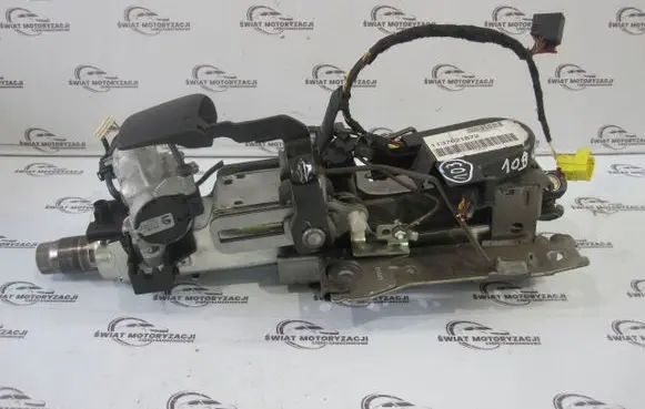 Steering wheel axle set