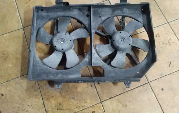 Nissan X-Trail T30 Fan set 