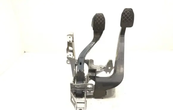 Audi A4 S4 B6 8E 8H Pedal assembly 8E1721117A