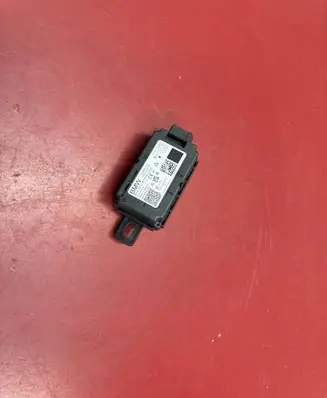 BMW X1 U11 Aerial antenna amplifier 7928682