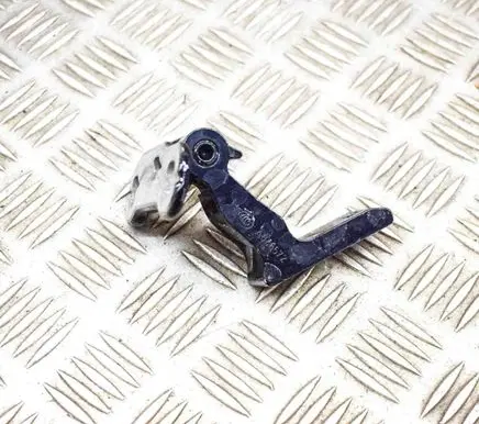 Volvo XC90 Rear door upper hinge 31424590