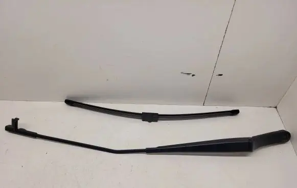 Audi A3 S3 8P Front wiper blade arm 8P1955410A