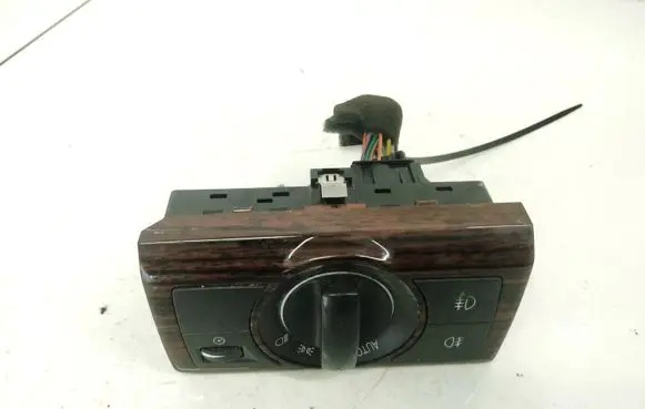 Light switch