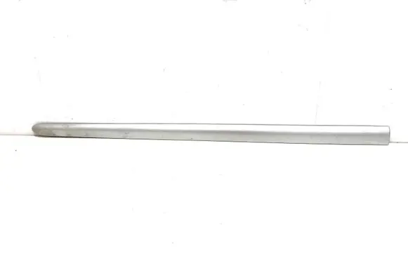 Mitsubishi Colt Front door trim (molding) MR957269LH MR957273ZZ