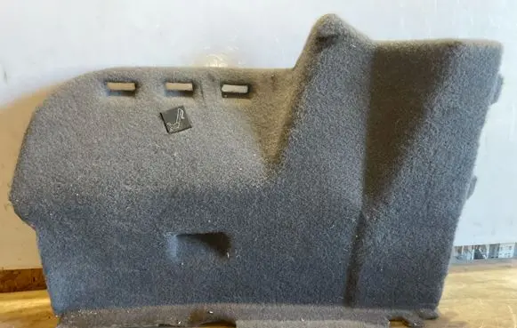 BMW 8 E31 Trunk/boot side trim panel 