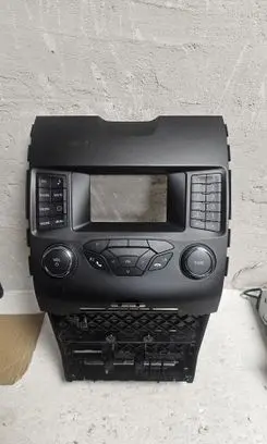 Ford Edge II Head unit multimedia control FTET18E243AK 18E243 18E245