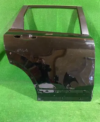 Honda CR-V Rear door