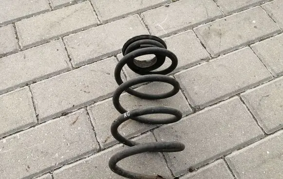 Opel Corsa D Rear coil spring