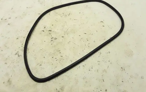 Volvo S90, V90 Front door rubber seal 32229222