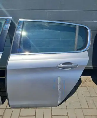 Peugeot 308 Rear door