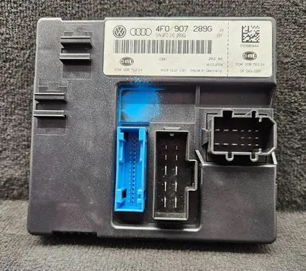 Audi A6 S6 C6 4F Light module LCM 4F0907289G 4F0910289G
