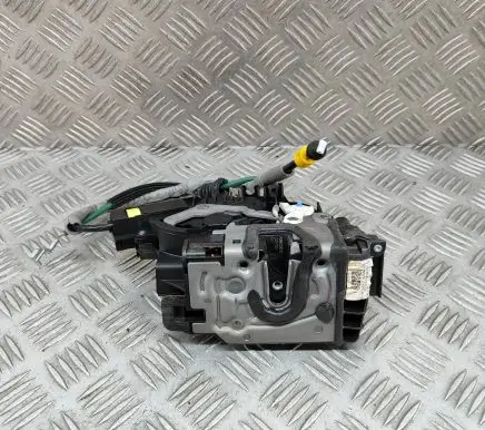 Mercedes-Benz EQC Front door lock A2220063999