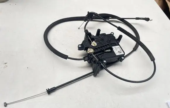 Volkswagen Caddy Rear glass lock/latch Q55 2K7843653C
