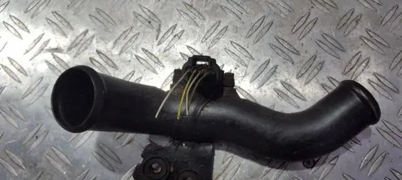 Jaguar X-Type Intercooler hose/pipe