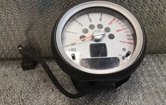 Mini One - Cooper Coupe R56 Speedometer (instrument cluster) 9178743