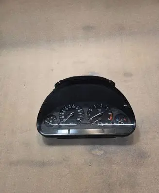 BMW 7 E38 Speedometer (instrument cluster) 87001294 E39R19N 87001329