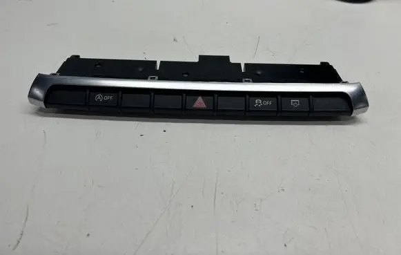 Audi A3 8Y Hazard light switch 8V0925301NG 082017 10136800