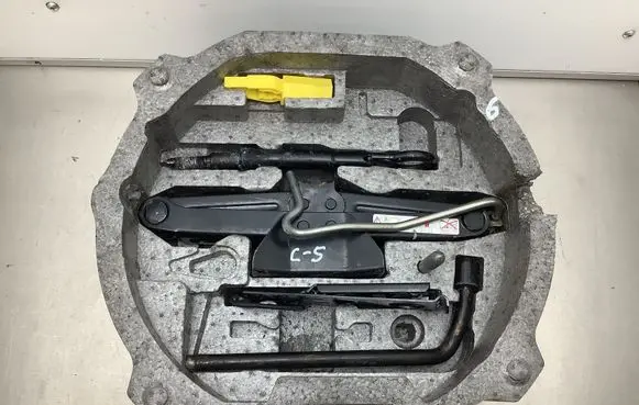 Citroen C5 Tool set 9681838180 244496
