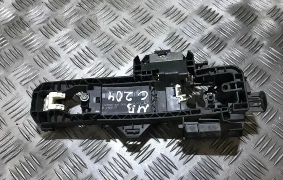 Mercedes-Benz C AMG W204 Front door exterior handle a2042600834 970559-100