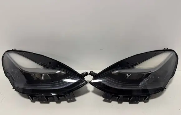 Tesla Model Y Headlights/headlamps set 151495200D 151495200 1514952