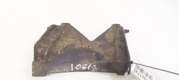 Mercedes-Benz 100 W631 Engine mounting bracket R6160110395