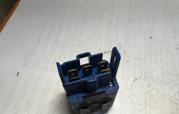 Mazda 323 F Other relay DC12V20A H272 0C16