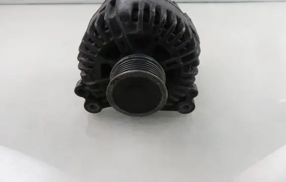 Audi A4 S4 B6 8E 8H Generator/alternator TG14C015 03F903023F