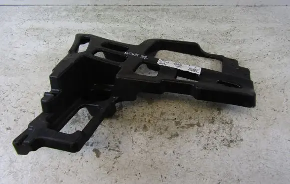 Renault Talisman Rear bumper mounting bracket 850415330R