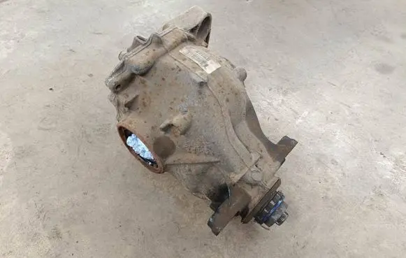 BMW X5 F15 Rear differential 7636566