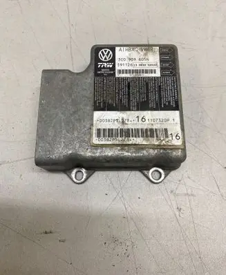 Volkswagen PASSAT B6 Airbag control unit/module 391126 003B2P5L278 3C0909605N