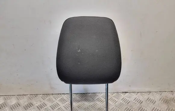Ford Focus Front seat headrest 