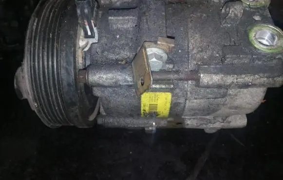 Ford Mondeo Mk III Air conditioning (A/C) compressor (pump) 1S7H19D629EA 1S7H-19D629-EA