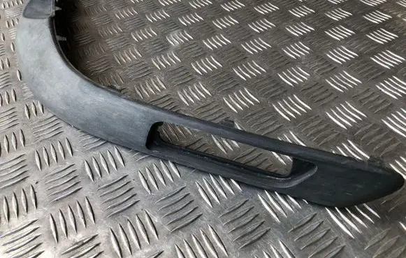 Volvo S80 Front bumper corner part panel trim 09151823 10121