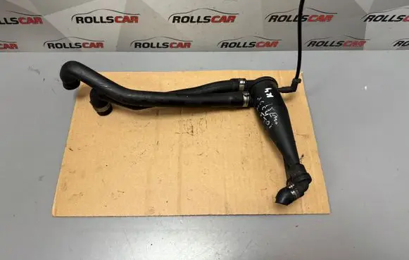 Audi A6 S6 C4 4A Breather/breather pipe/hose 046103495A