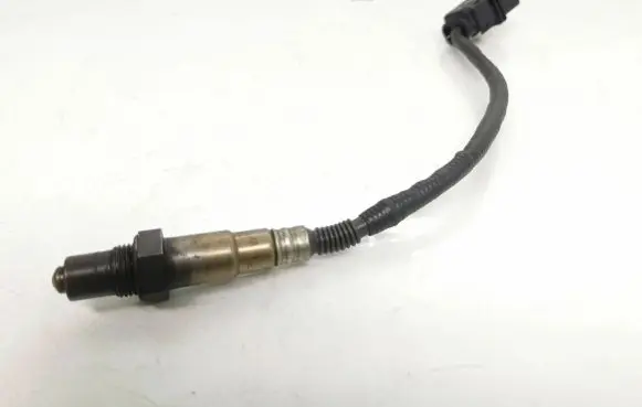 BMW 5 E60 E61 Lambda probe sensor 7791500 683101 0281004018