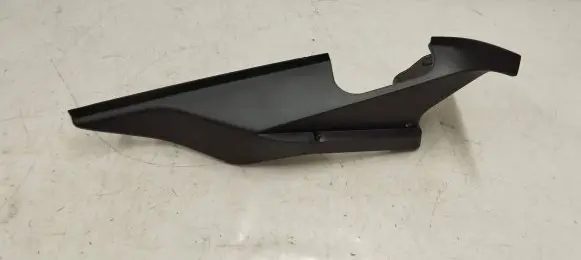 BMW i4 (D) pillar trim (bottom) 7489847