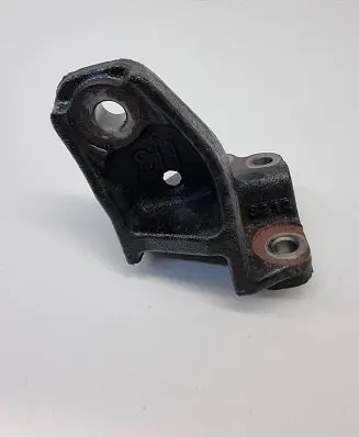 Lexus RX 450H Gearbox mounting bracket 31200B3DA
