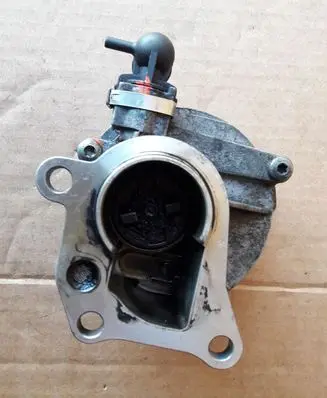 Renault Espace - Grand espace IV Vacuum pump D163 322916