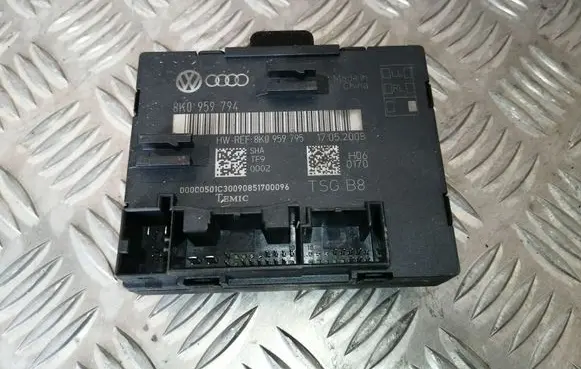 Audi A4 S4 B8 8K Door control unit/module 8K0959794