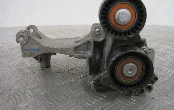 Renault Mégane Renault Sport III (IV Based) Engine mount bracket 117105124R
