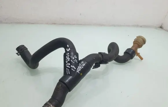 Opel Zafira C Engine coolant pipe/hose