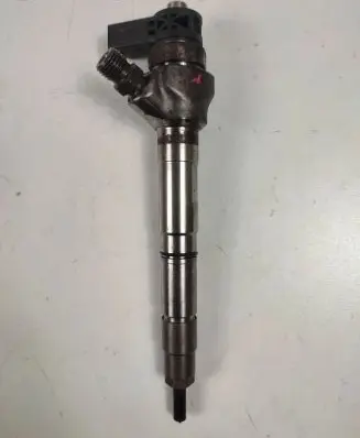 Skoda Yeti (5L) Fuel injector 0445110469 04L130277AC