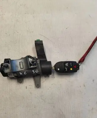 Volvo XC90 Ignition lock 8626324 16184