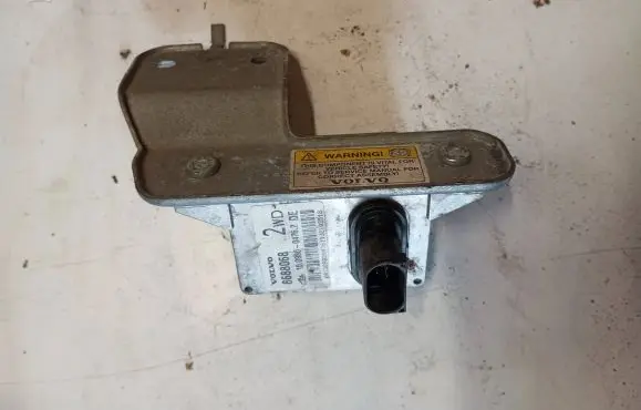 Volvo V70 ESP acceleration yaw rate sensor 8688069 448801001029 10098504024
