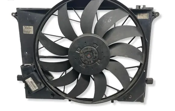 Mercedes-Benz S W220 Electric radiator cooling fan A2205000293